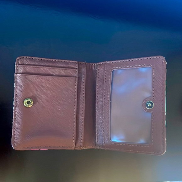 Vintage Fossil wallet - Picture 2 of 4